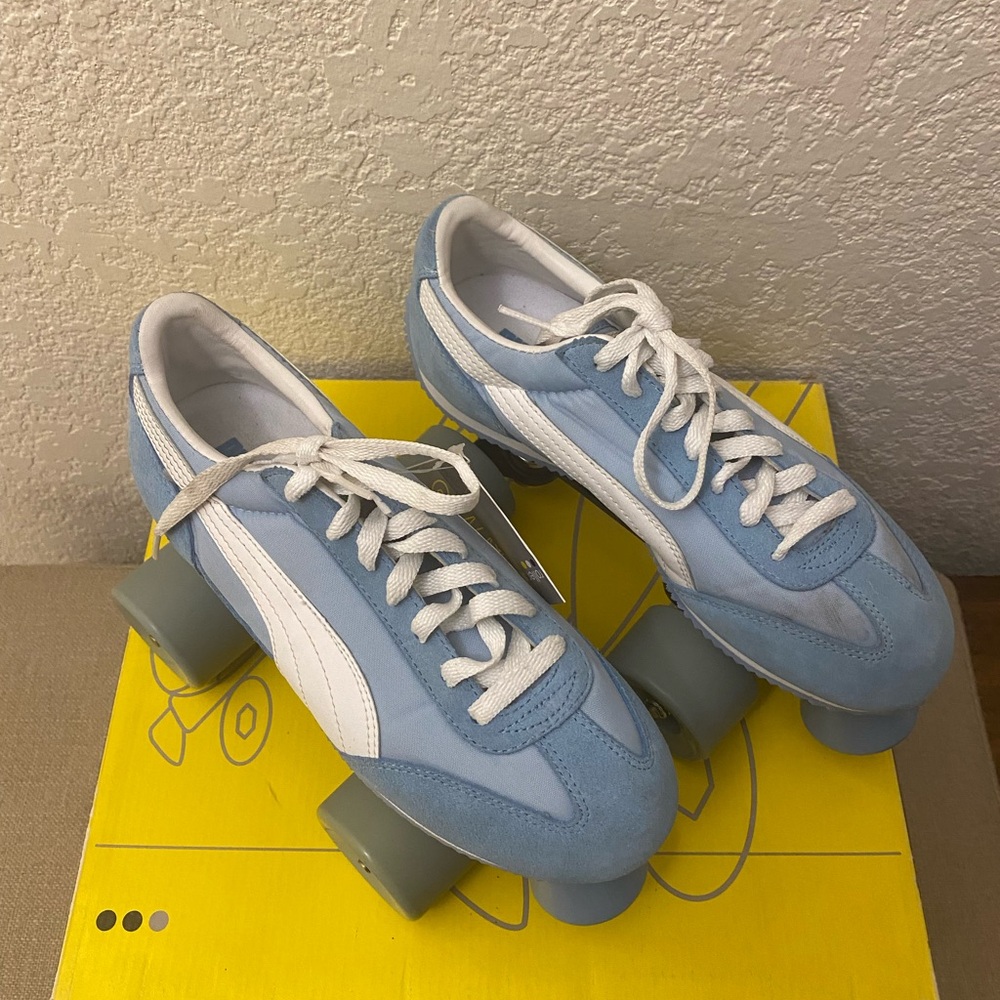 Vintage NWB Women Light Blue Retro Puma Sneaker Roller Skates Size 7 - Picture 2 of 16